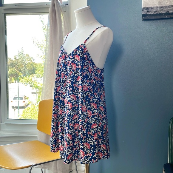 Urban Outfitters Printed pull-on romper - Picture 2 of 4